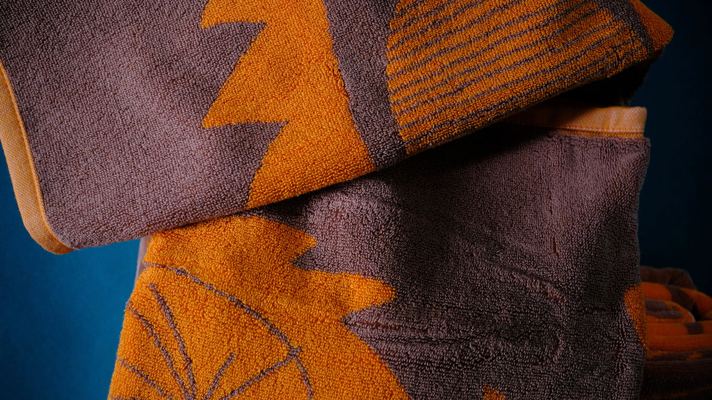 Yes, Sea Shell Towel